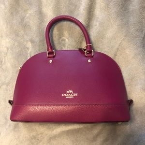 LIKE NEW Maroon coach purse